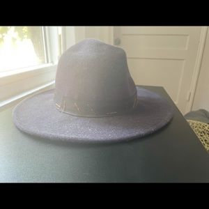 Navy blue/purple felt fedora style hat